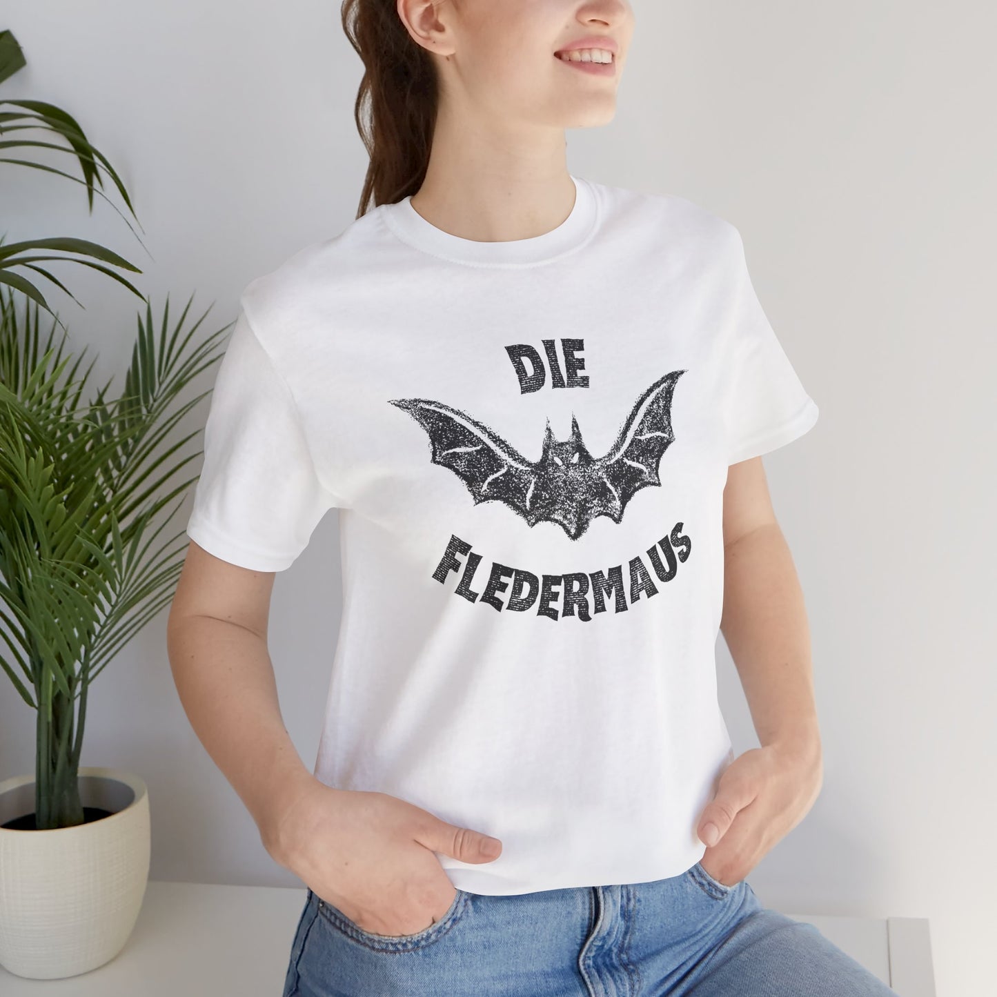 Die Fledermaus (The Bat) UNISEX Tee