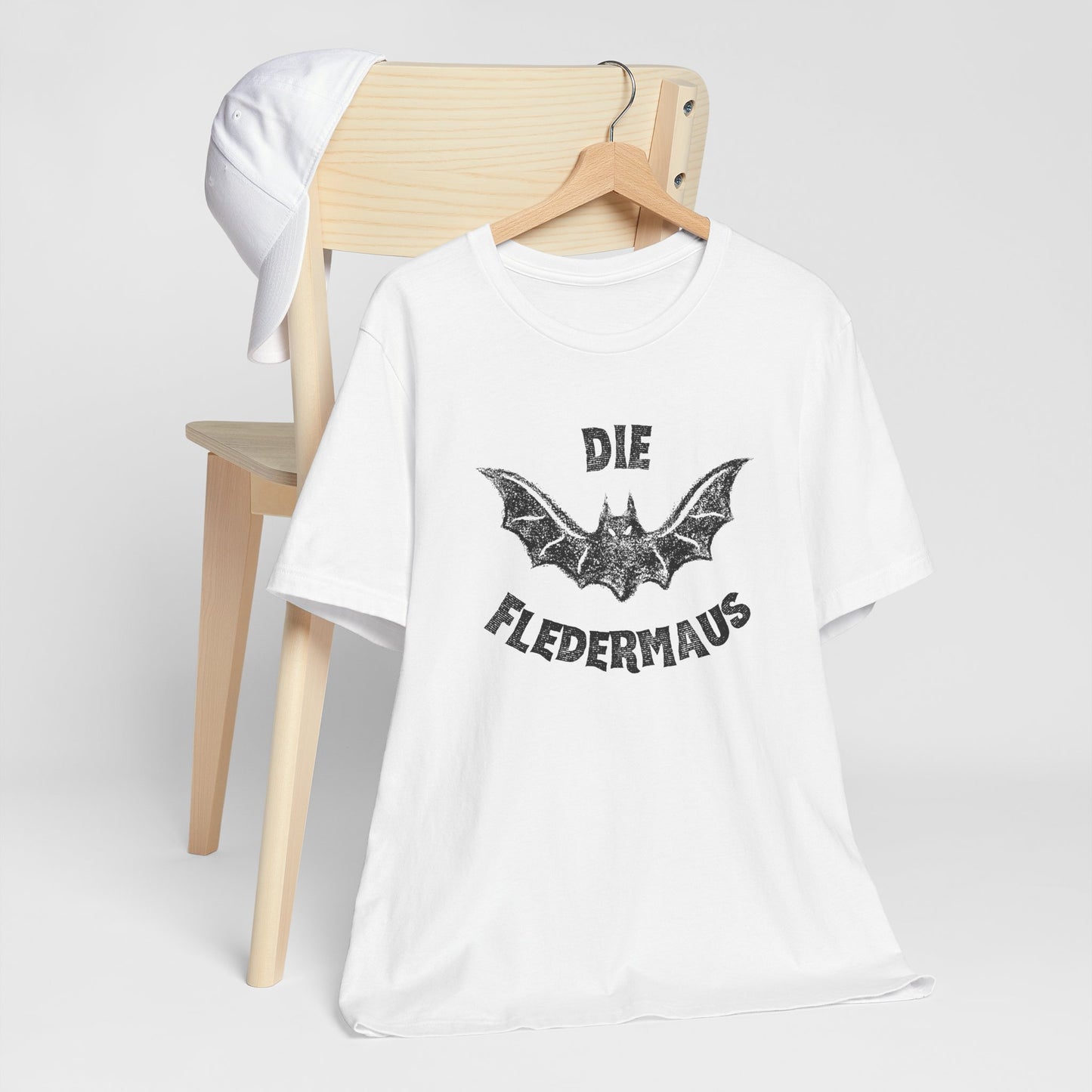 Die Fledermaus (The Bat) UNISEX Tee