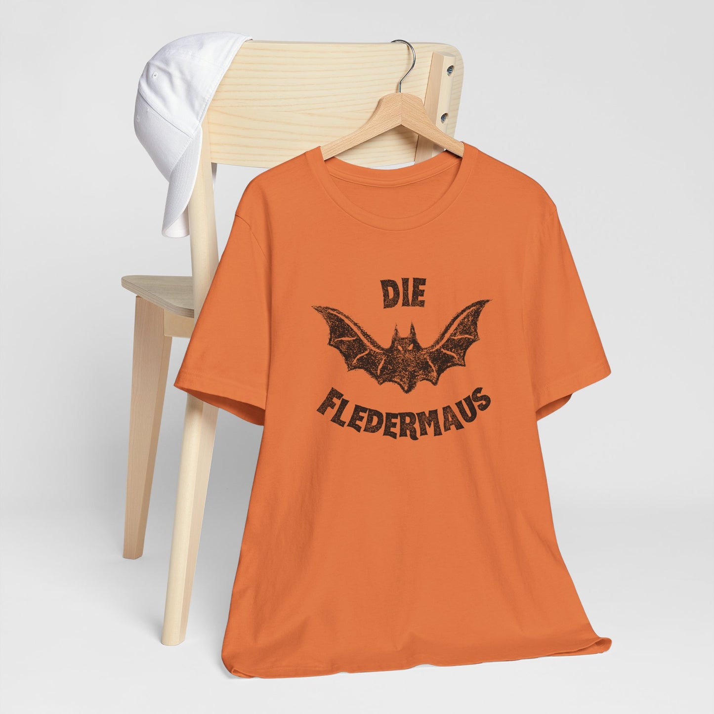 Die Fledermaus (The Bat) UNISEX Tee