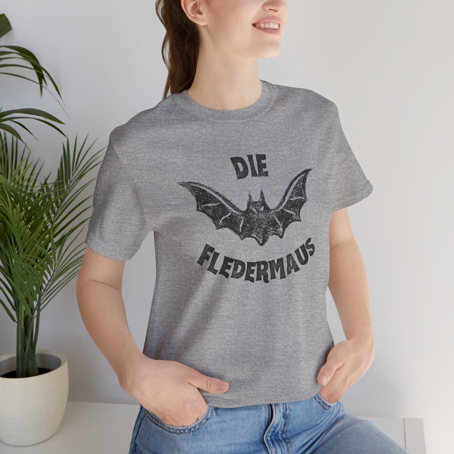 Die Fledermaus (The Bat) UNISEX Tee